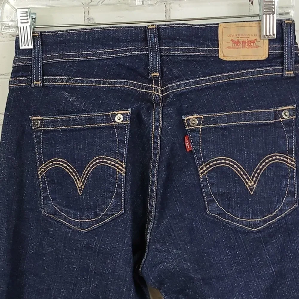 Levi's 528 Curvy Cut NWT Low Rise Stretch 14